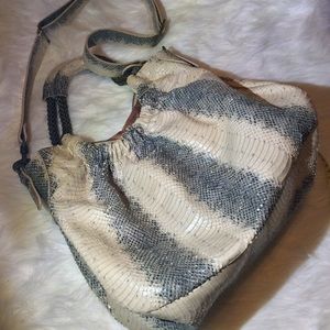 🔥🔥🔥🔥Stuart Weiztman 🔥🔥🔥🔥snakeskin bag